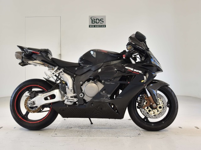 Honda CBR1000RR 2005