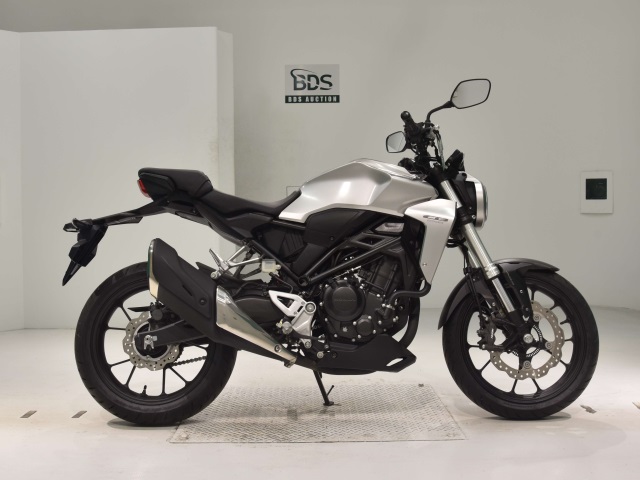 Honda CB250R 2018