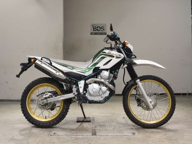 Yamaha SEROW XT250 2020