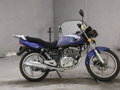 Suzuki EN125 2007