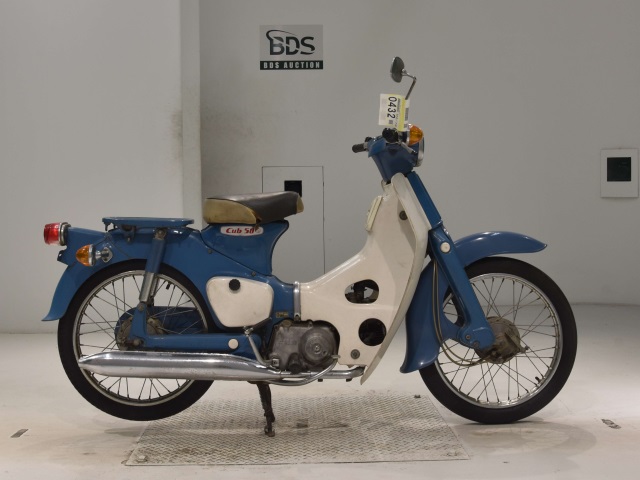 Honda C50
