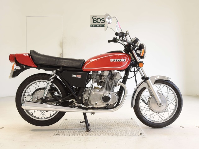 Suzuki gs400x