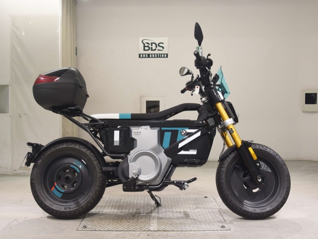 BMW ce02 2024