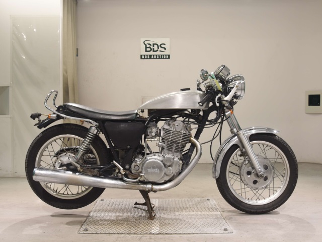 Yamaha SR400 1996