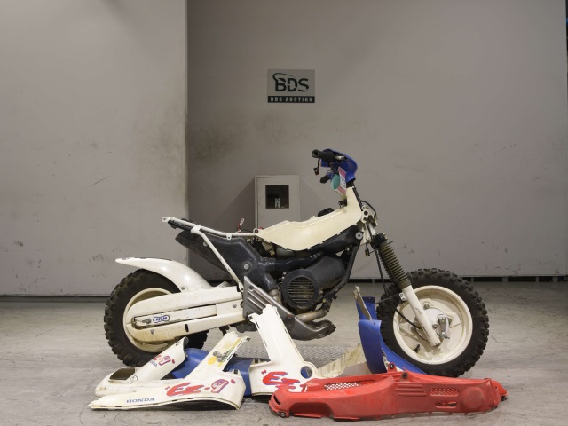 Honda EZ-9 1990