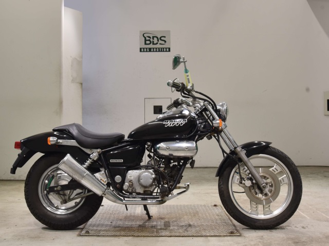 Honda MAGNA50 2001