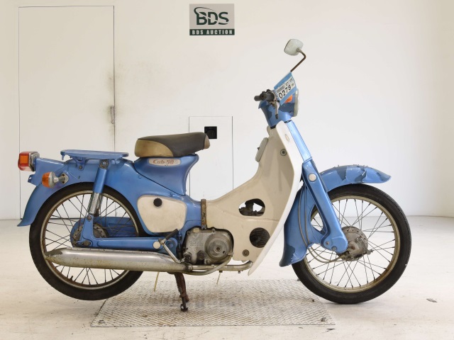 Honda C50