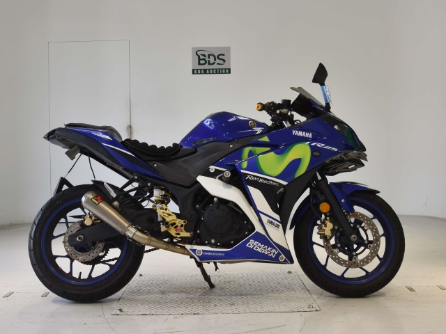 Yamaha YZF-R25 2015
