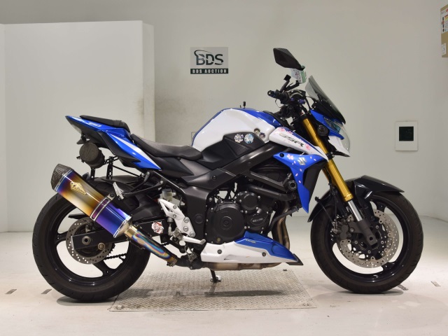 Suzuki None 2015