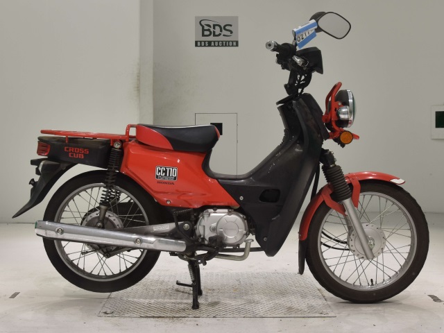 Honda CC110 CROSSCUB 2016