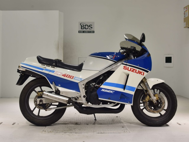 Suzuki RG400 GAMMA 1985