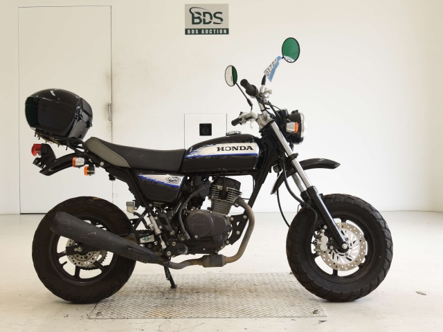 Honda APE50 2009