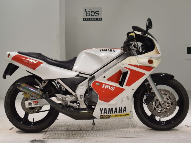 Yamaha TZR250