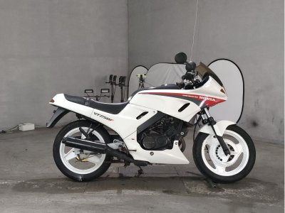 Honda VT250F XELVIS 1986