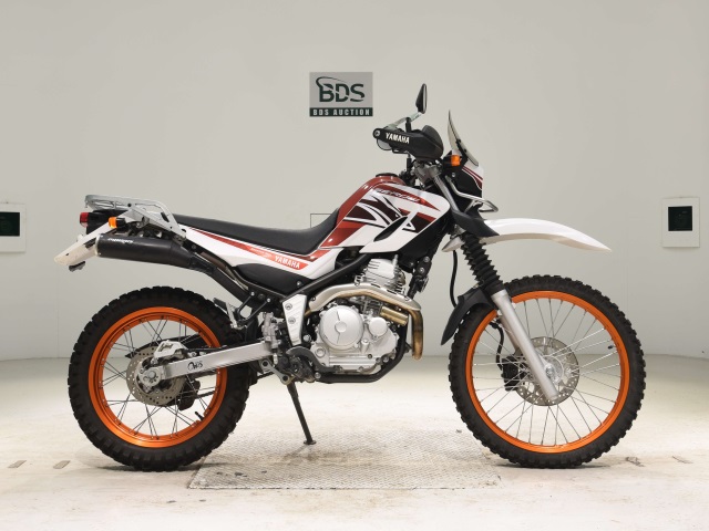 Yamaha SEROW XT250 2017