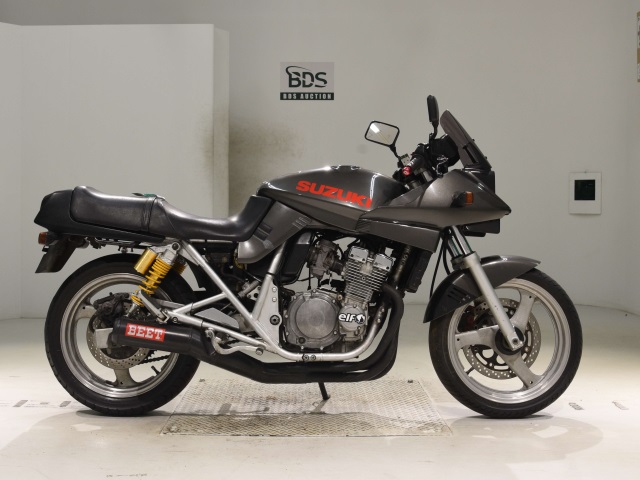 Suzuki GSX250 KATANA