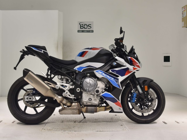 BMW M1000R 2024