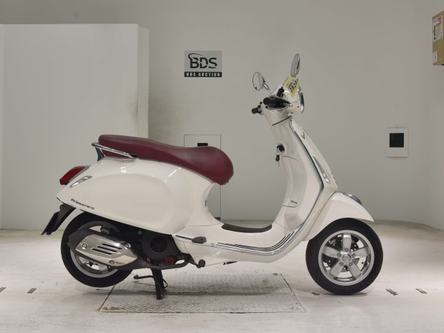 Vespa PRIMAVERA125 2016