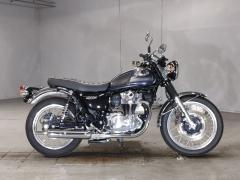 Kawasaki W800 2022