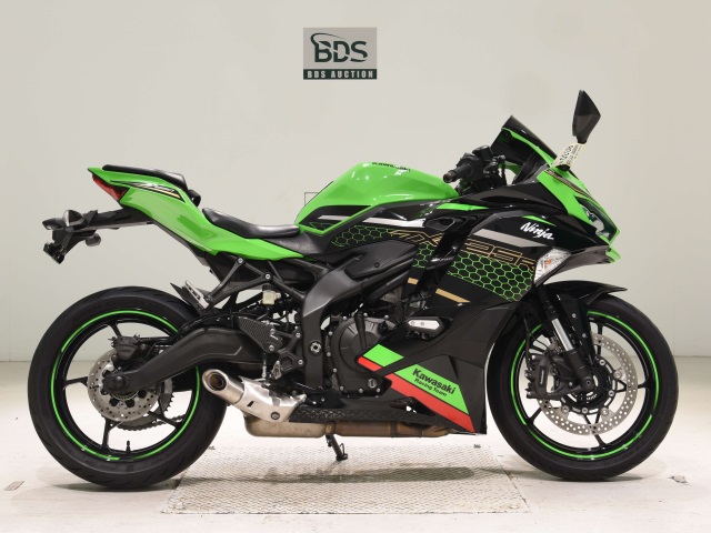 Kawasaki NINJA ZX-25R 2021