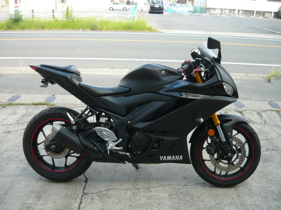 Yamaha YZF-R25A 2019