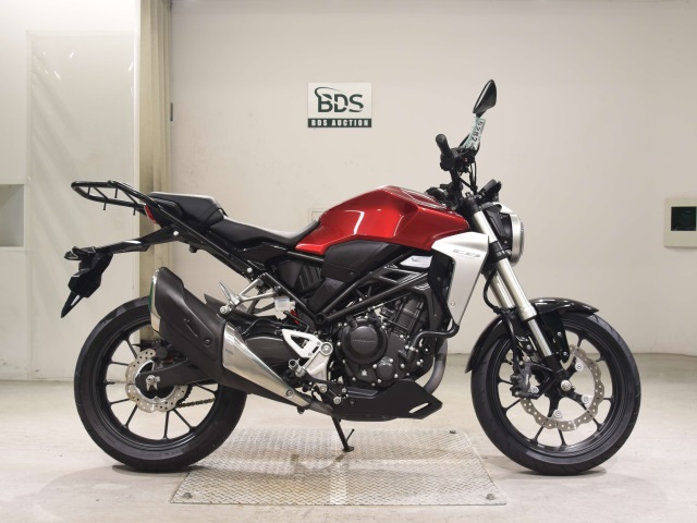 Honda CB250R 2018