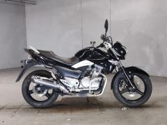 Suzuki GSR250