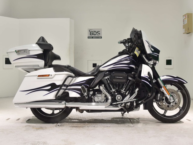 HD STREET GLIDE FLHXSE1800 2016