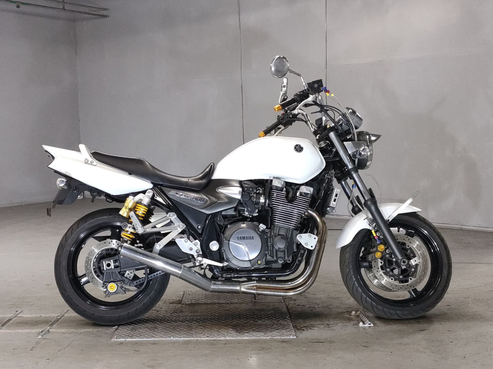 Yamaha xjr1300l training car 2016
