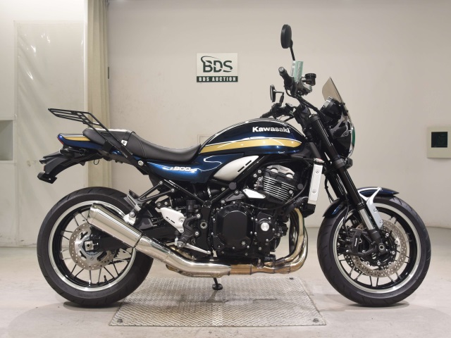 Kawasaki Z900RS 2023
