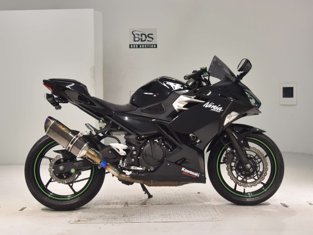 Kawasaki NINJA400 2021