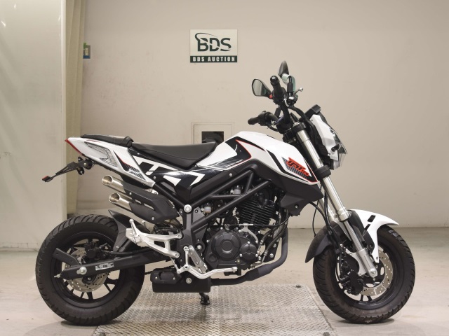 Benelli TNT125 2023