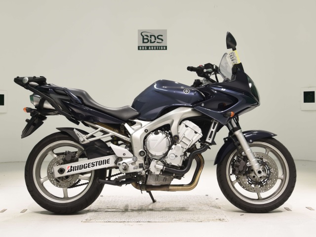 Yamaha FZ6 FAZER 2004