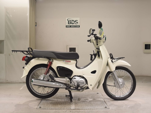 Honda C110 2021