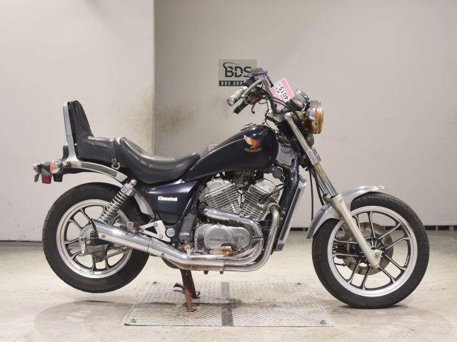 Honda NV400 CUSTOM 1985