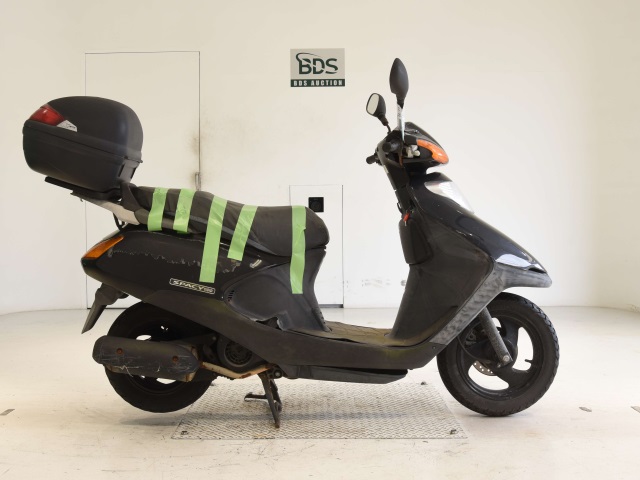 Honda SPACY100 2006