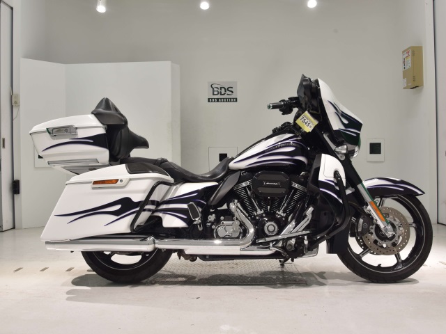 HD STREET GLIDE FLHXSE1800 2016