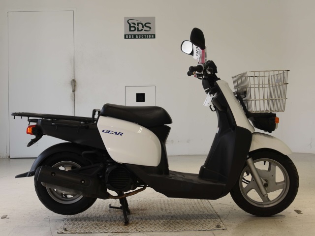Yamaha GEAR 2011
