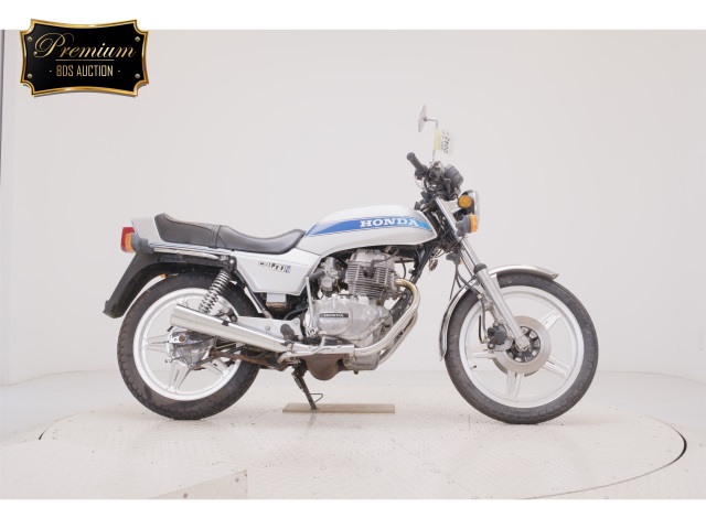 Honda CB400N 2025