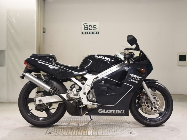 Suzuki RGV250
