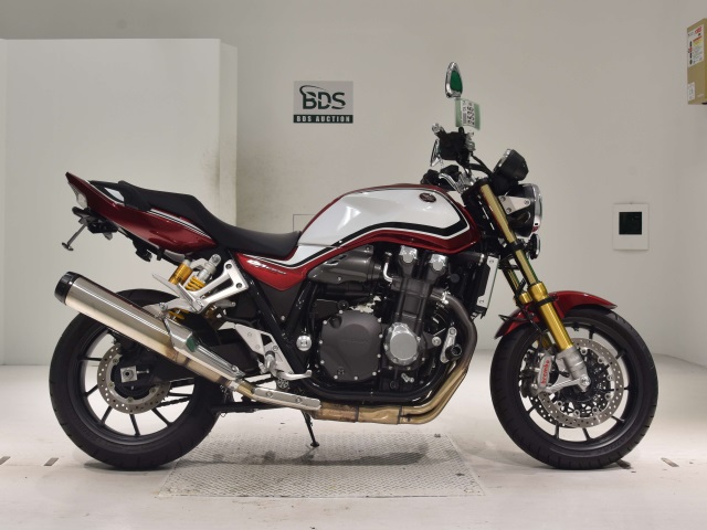 Honda CB1300SF 2021
