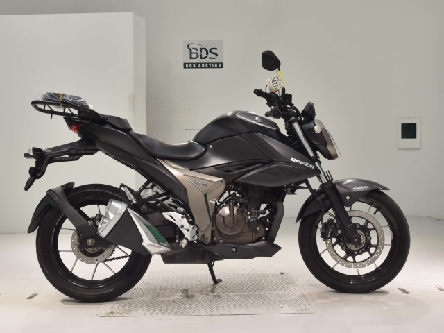 Suzuki GIXXER250