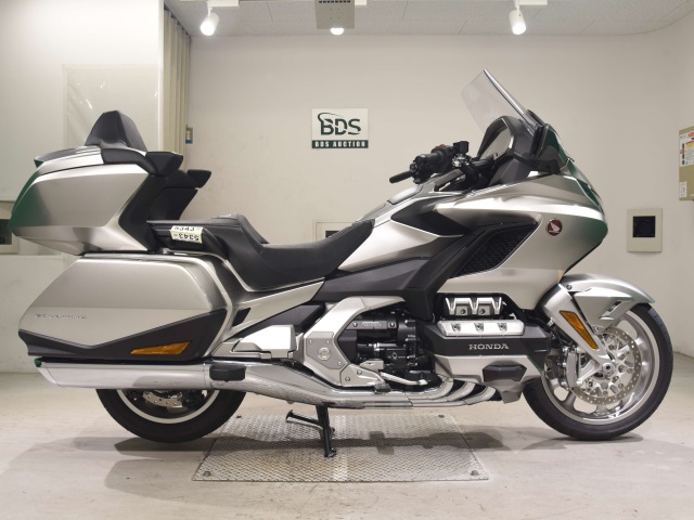 Honda GL1800 TOUR D 2024