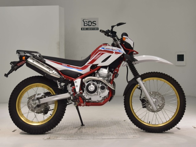 Yamaha SEROW XT250 2020