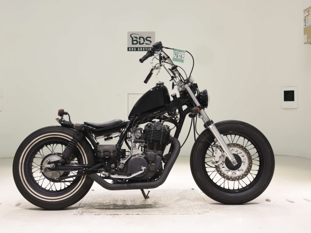 Yamaha SR400 2005