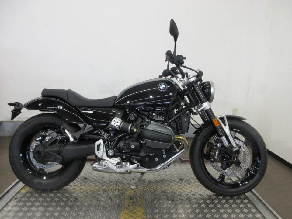 BMW R12 2025
