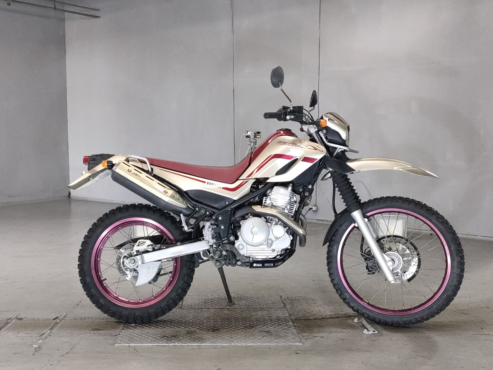 Yamaha SEROW XT250 2005