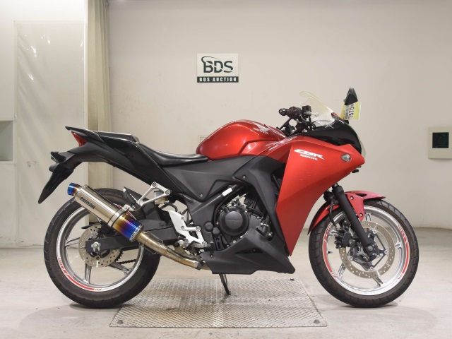 Honda CBR250R 2011