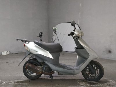 Suzuki LETS2