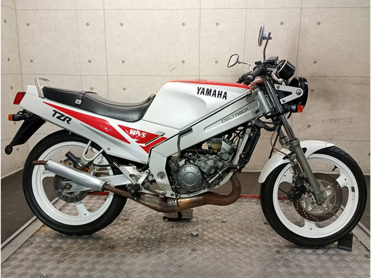 Yamaha TZR125 1990